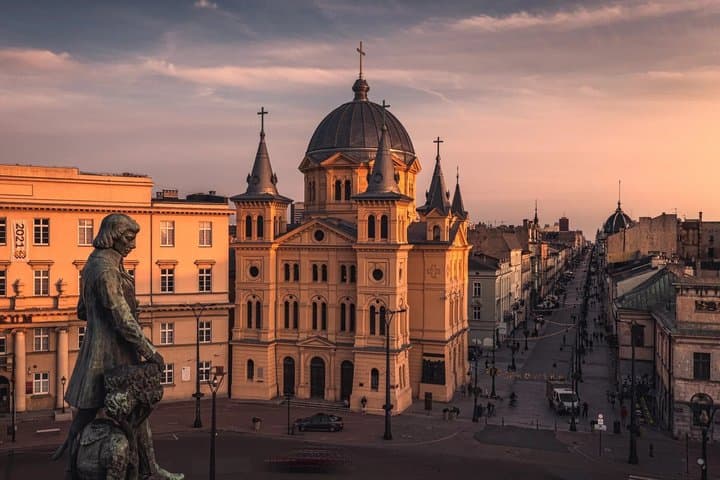 Łódź Walking Tour: Cotton Barons' Boomtown with Audio & Quiz