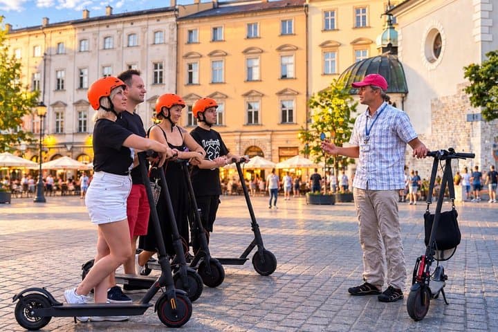 Warsaw Highlights: Full 3.5-Hour Guided E-Scooter Tour