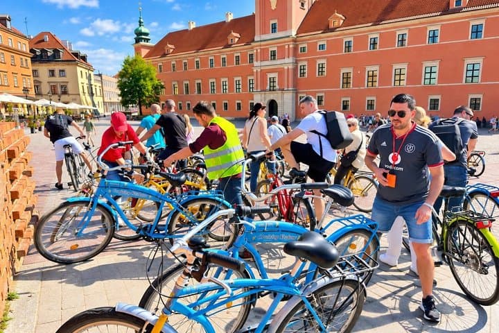 Warsaw City Centre and Palace of Culture and Science Bike Tour