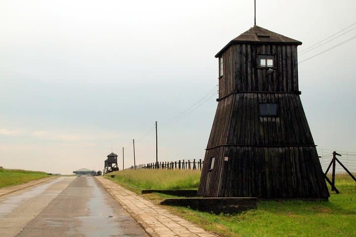 Lublin and Majdanek Small Group Tour from Warsaw with Lunch