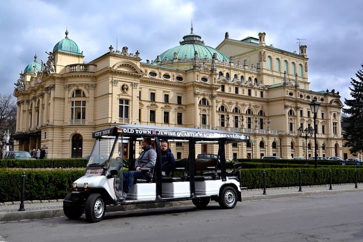 Krakow: Private Guided City Tour by Electric Car