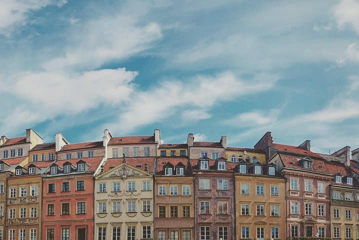 Private Transfer from Wroclaw to Warsaw with 2 hours of Sightseeing