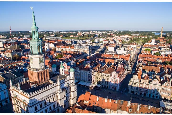 Poznan Old Town and Croissant Museum Private Walking Tour