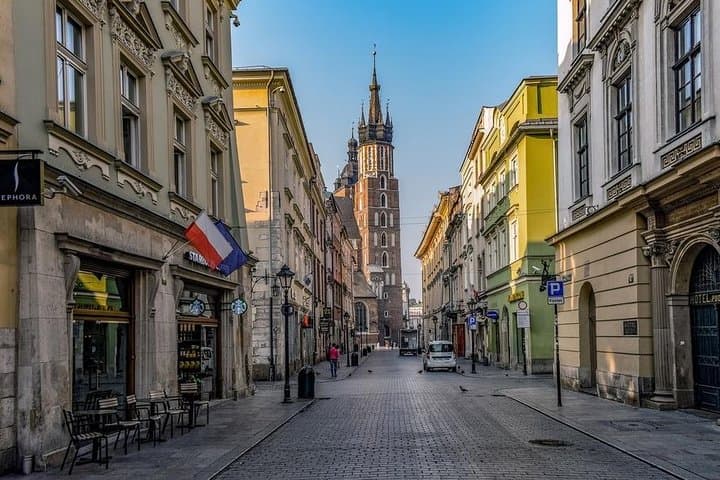 Krakow Expanded - Full Day Tour from Warsaw by private car