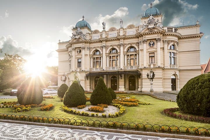 Krakow: Guided Sightseeing Tour by golf cart/buggy