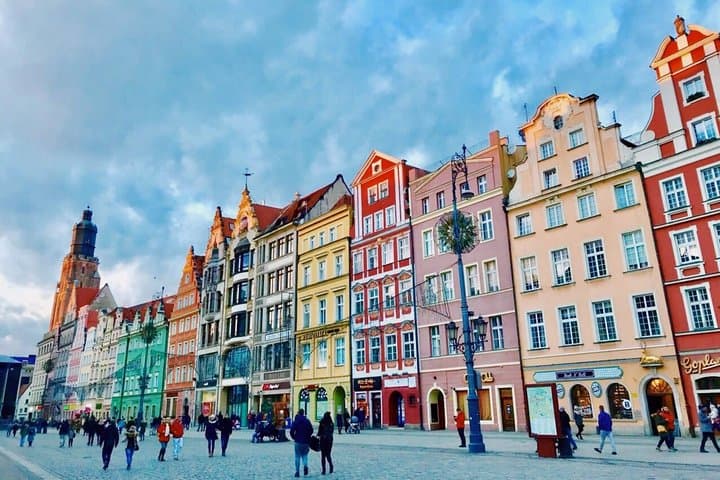 Private Transfer from Duszniki-Zdrój city to Wroclaw (WRO) Airport