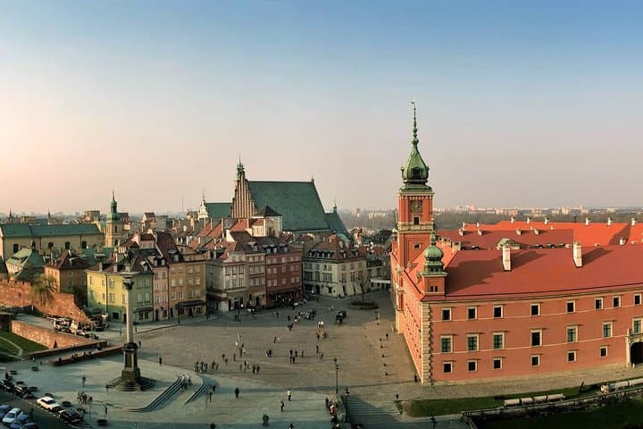 Private guide-driver & car services in Poland & Central Europe