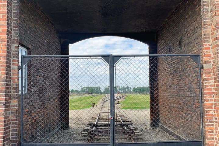 Birkenua gate