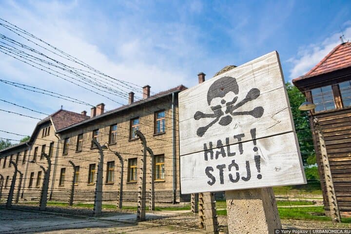 From Krakow: Auschwitz-Birkenau: Guided Tours & Private Transport