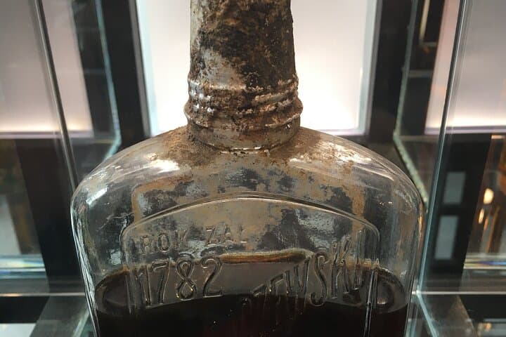 POLIN Museum + KONESER Polish Vodka Museum: SMALL GROUP TOUR /inc. Pick-up/