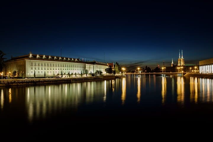 Wroclaw Private Walking Tour with a Local