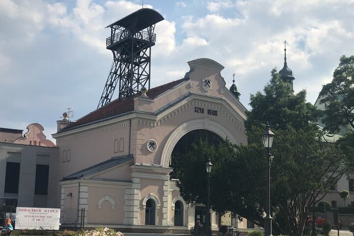 Salt Mine Wieliczka Tour with Private/Shared Transport