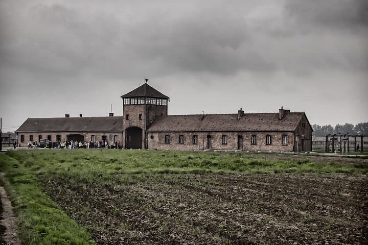 Auschwitz - Birkenau Private, 6-hr Study Tour