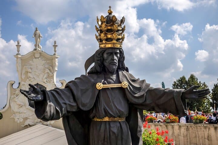 From Krakow: Częstochowa Black Madonna Private Experience