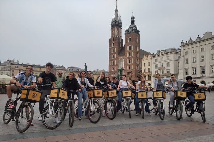 Krakow: 2 Hours Old Town Guided Bike Tour