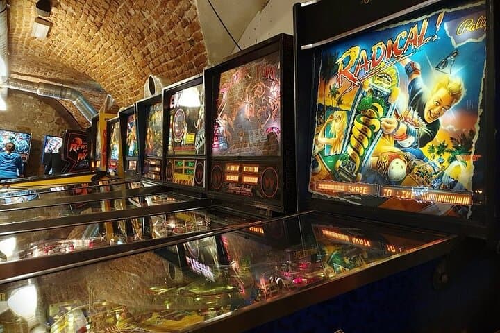 2 Hour Private Pinball and Arcade Museum Tour from Krakow