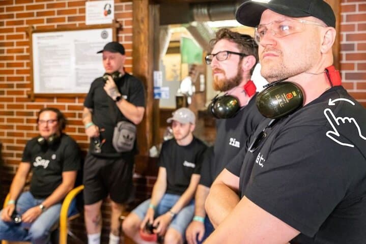 Krakow: Extreme Shooting Range with Hotel Pick-Up