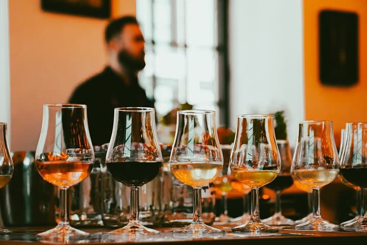 ''Cheers on wheels''- Vodka tasting tour by Retro Bus