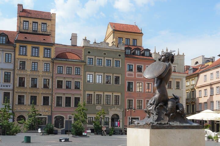 Warsaw Old Town Walking Tour with a Scenic Vistula Boat Ride
