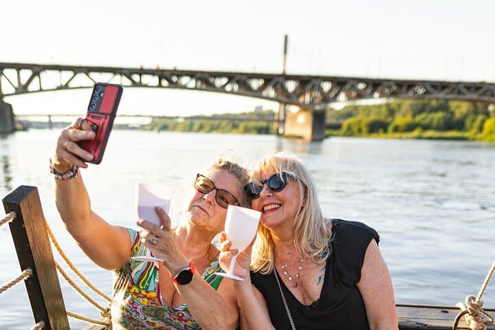Evening Cruises with Drinks