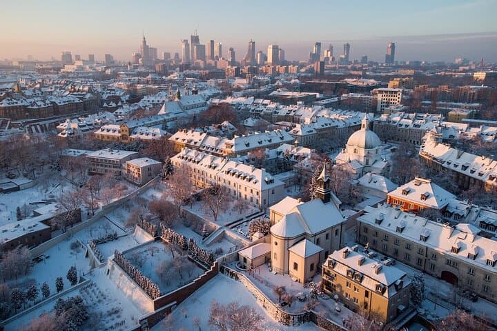 Warsaw: Polish Christmas Tour with Food and Drinks
