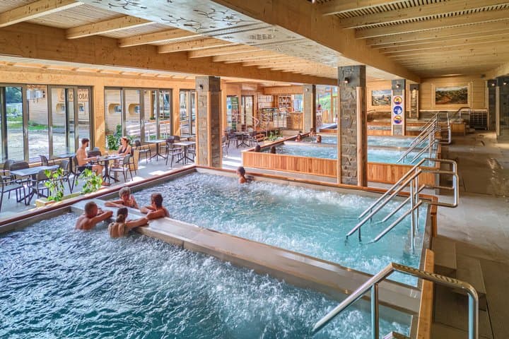 Krakow: Zakopane Tour with Hot Springs, Cable Car & Local Tasting