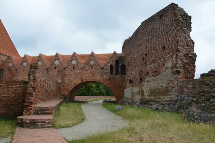 Copernicus to Castles Self Guided Tour of Torun Old Town