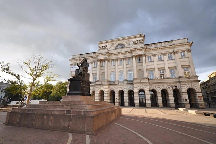 Warsaw Self Guided Walking Tour Landmarks with Audio and Quiz