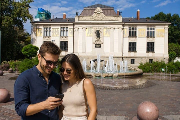 Krakow Scavenger Hunt & Highlights Self-Guided Walking Tour