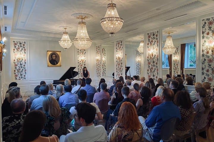 Chopin Concerts at Noon